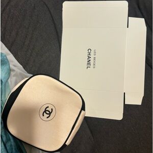 NIB travel makeup Gift makeup or jewelry case